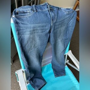 Torrid jeans size 16 SHORT